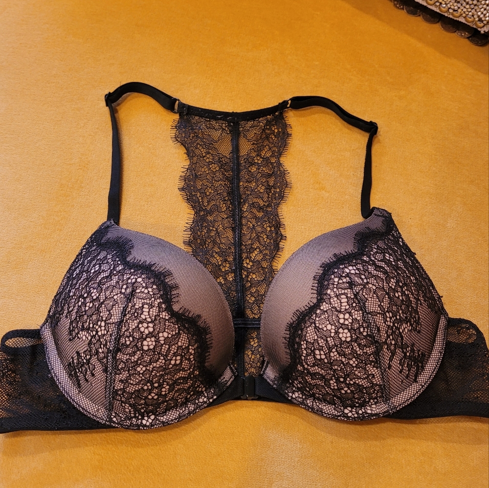 VS Lace Push Up Bra Add 2-Cups
